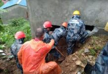 पहिरोेमा परी एकै परिवारका ७ सहित ९ जनाको मृत्यु