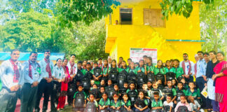 कालिका लघुवित्तद्वारा विपन्न तथा जेहेन्दार विद्यार्थीलाई शैक्षिक सामग्री वितरण