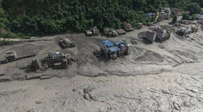 करिब १२ हजारको उद्धार, ९८७ को शव फेला