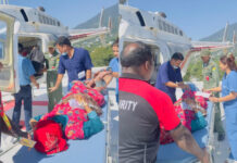 जटिल प्रसूति भएकी किशोरीको हवाई उद्धार